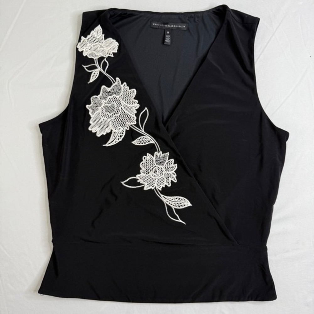 White House Black Market Black Floral Lace Applique Surplice Wrap Top Womens M